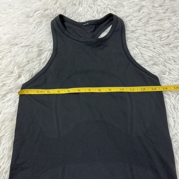 Lululemon Swiftly Tech T-Back Black / Black - Picture 3 of 5